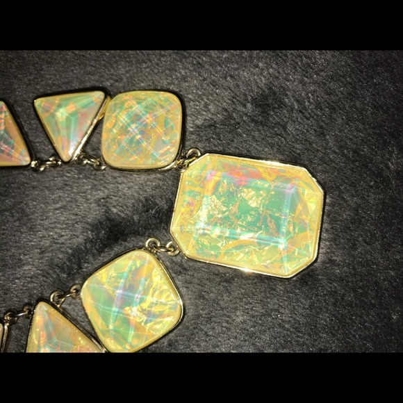 Statement necklace - Picture 2 of 3